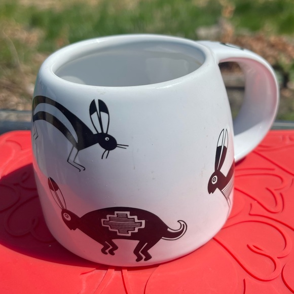 Las Cruxes Treasure Chest Rabbit Cup coffee tea hot chocolate - Picture 2 of 6